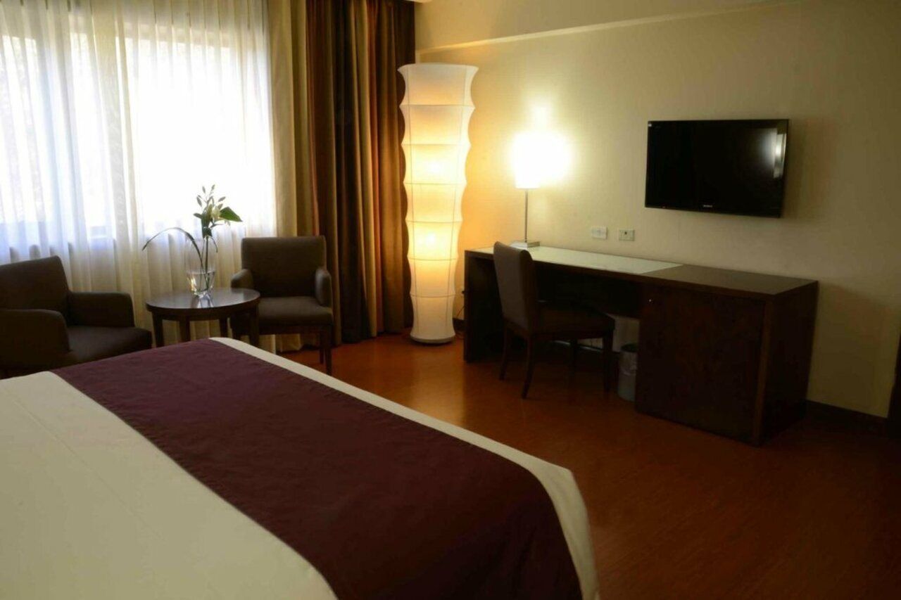 Nh Cordillera Hotel 4*