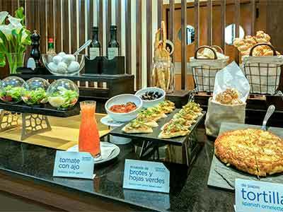 Hotel Nh Cordillera